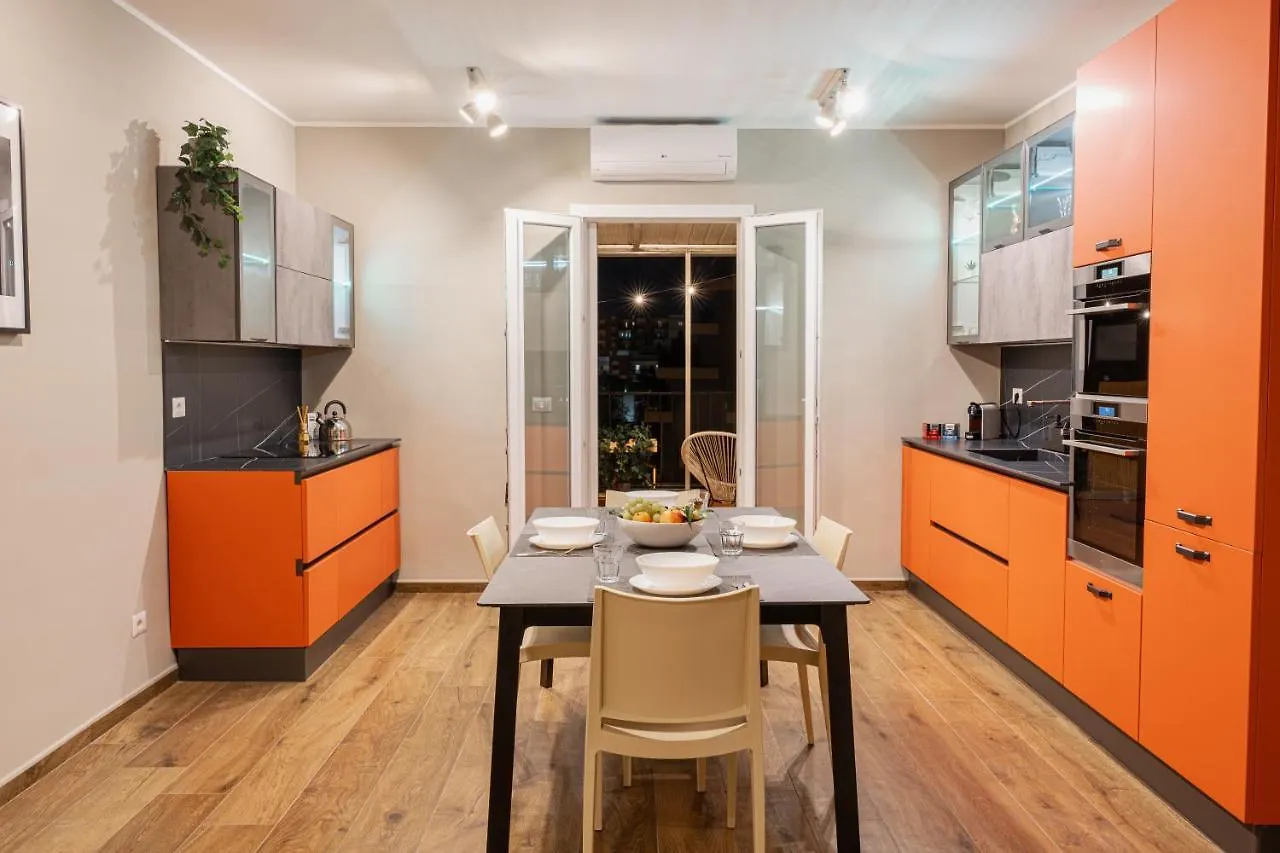Lägenhet Apulialux City Center Loft Con Spa & Netflix Bari Italien