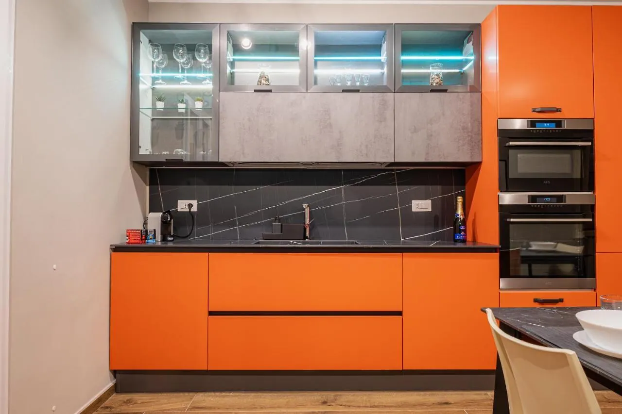 Apulialux City Center Loft Con Spa & Netflix Bari 0*,  Italien